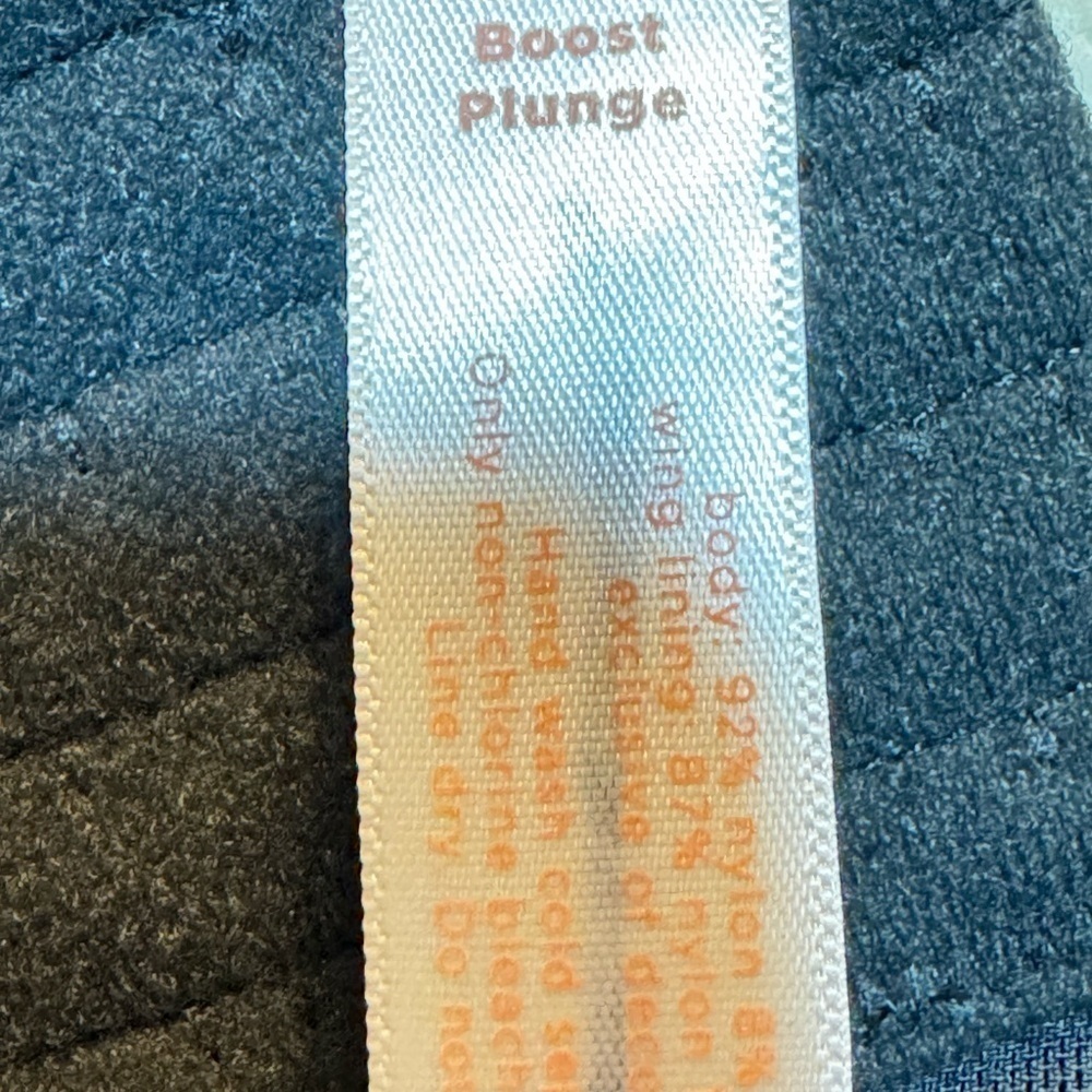 Cacique Boost Plunge Bra size 46 C - Picture 8 of 8